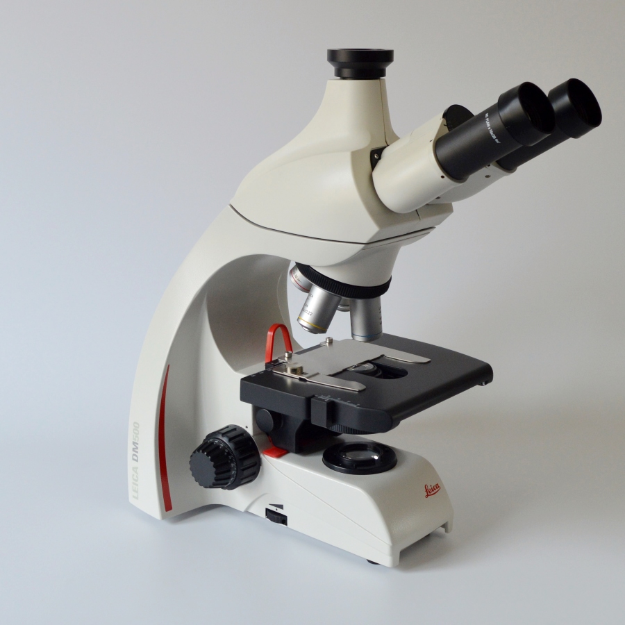 三目生物显微镜DM500